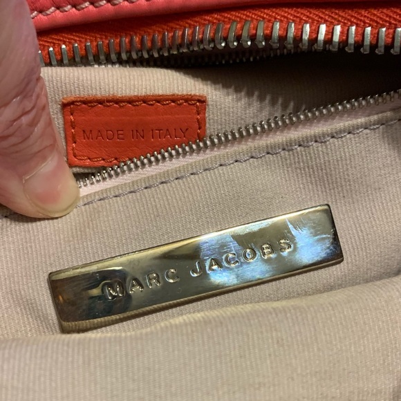 SOLD. Marc Jacobs $950 Italy Pink Slouchy Hobo Bag purse - Picture 10 of 12